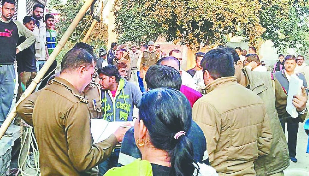 vyaapaari ko le gaye police