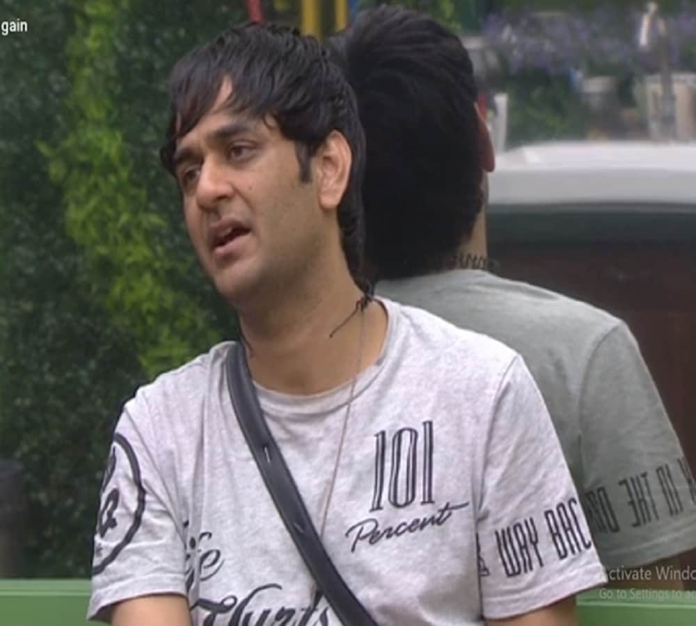 bigg boss 11: vikas gupta and priyank sharma is upset because they miss film padmavati
