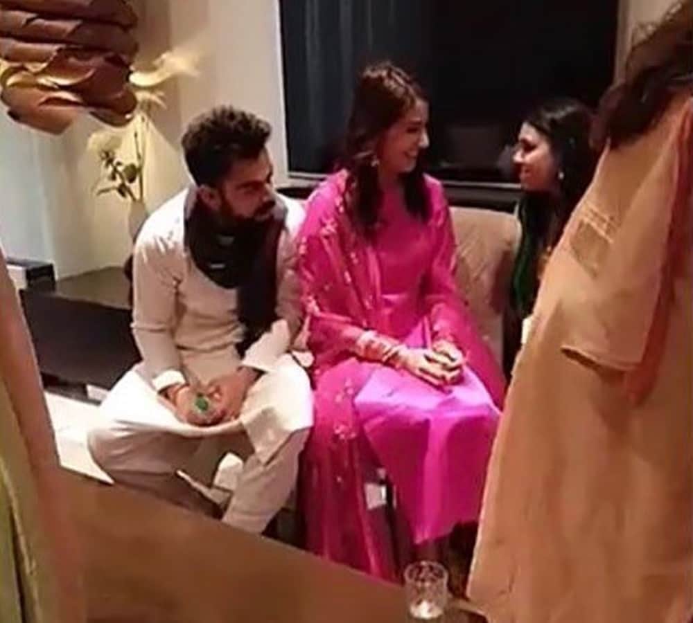 Anushka Sharma and Virat Kohli reached delhi for their reception party