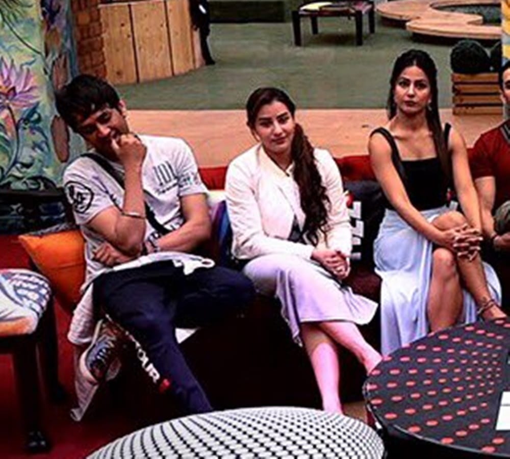 vikas gupta out from top 3 contestant in the latest ranking