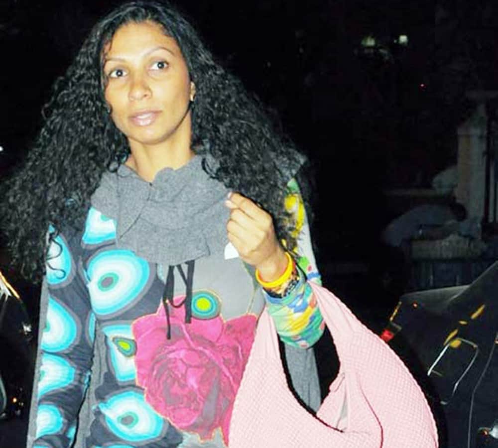 abhishek bachchan deal with salman khan ex manager reshma shetty