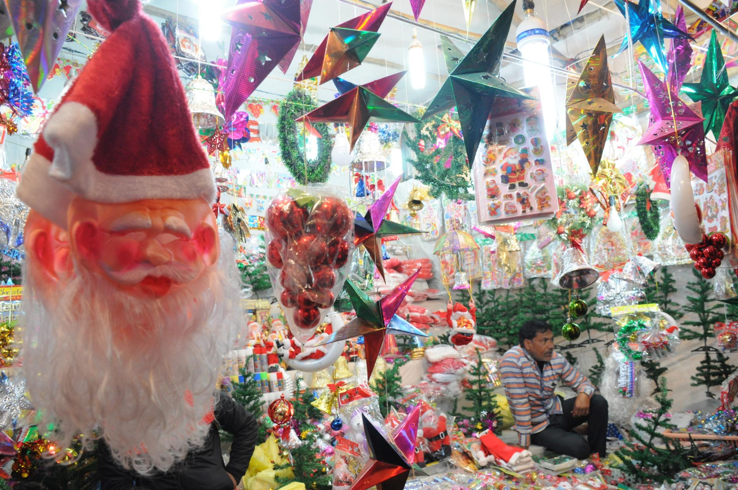 christmas 2017 know why santa claus wear red clothes