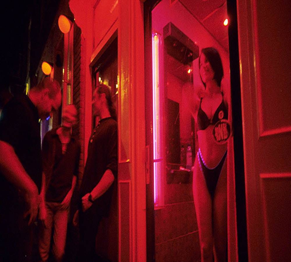 no money paid for making physical relationship at brothel house