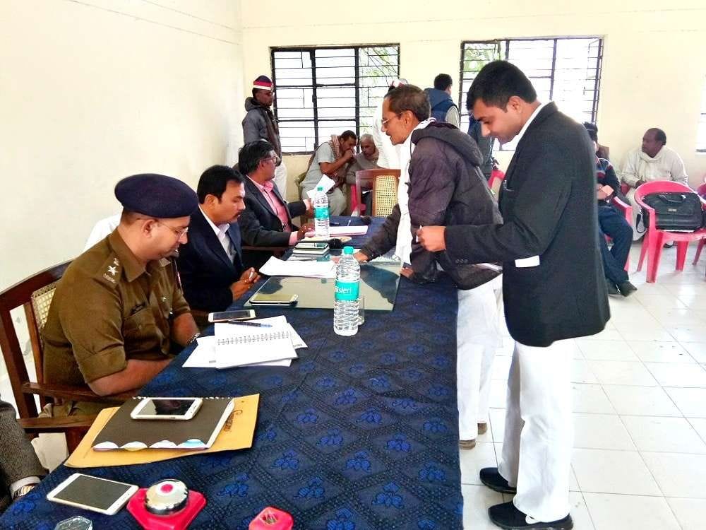 शिकायतों के निस्तारण में लापरवाही बर्दास्त नहीं
