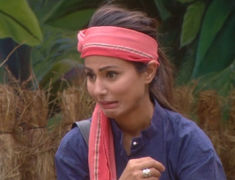 Bigg Boss lashes out on Hina Khan while using English language continuously