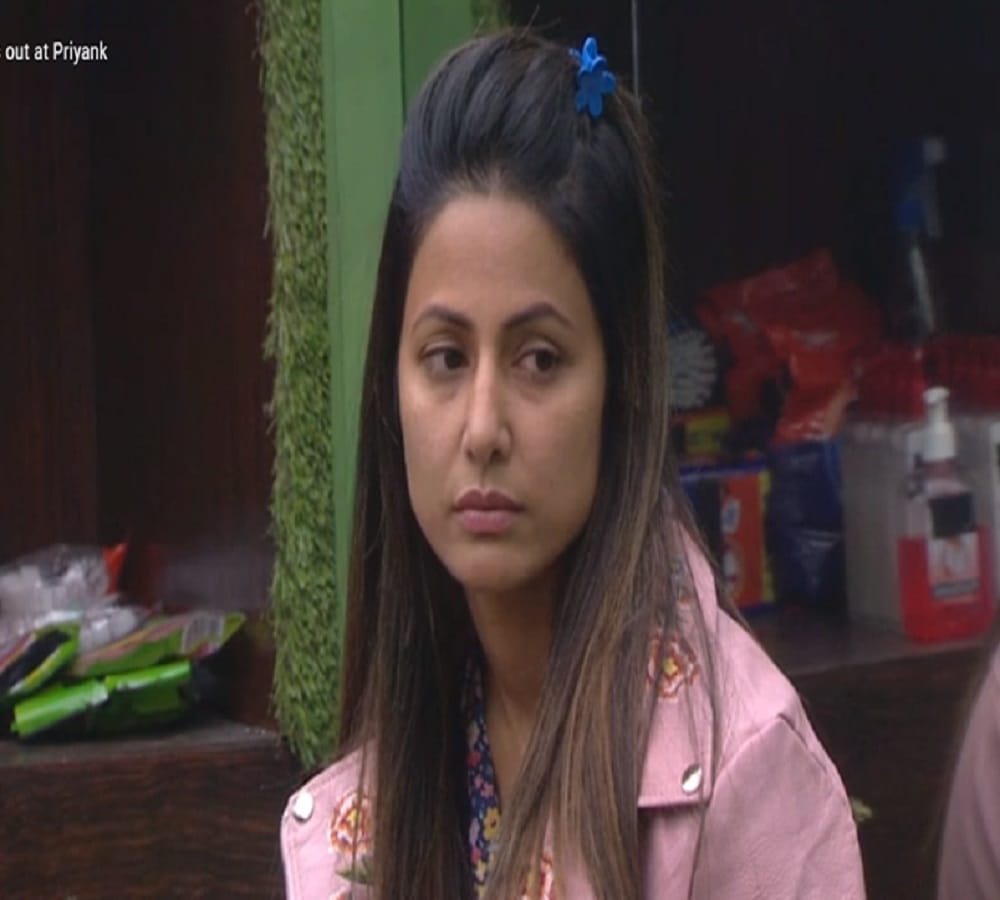 hina khan apologizes to commoner luv taygi in bigg boss 11