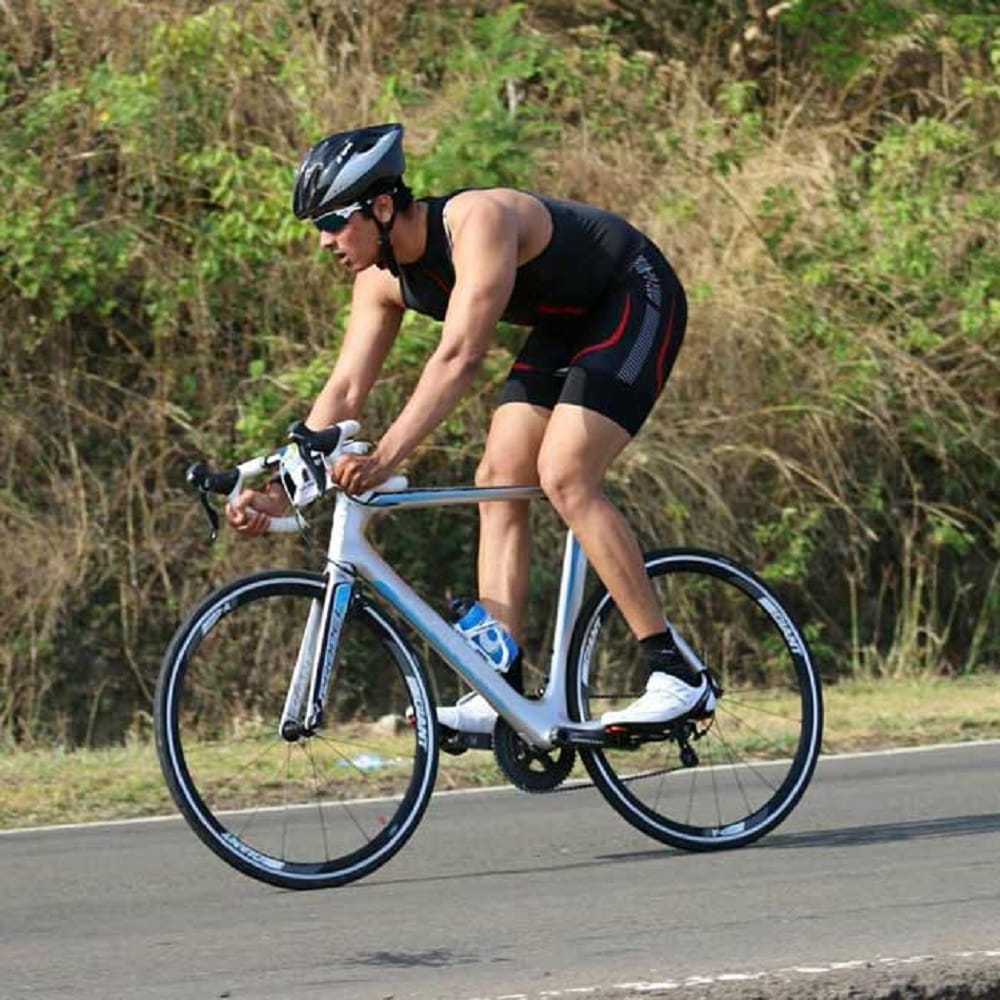 ironman challenge 2017- mrugesh gupta a coaching tutor completes the challenge in 17 hours 