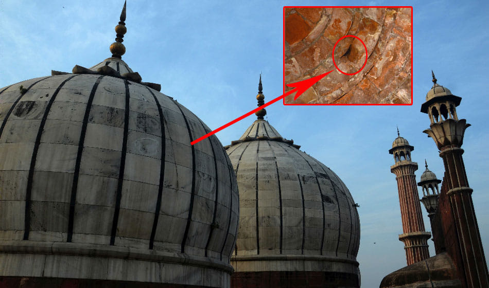archaeological survey of india found poor condition on main tomb of jama masjid delhi