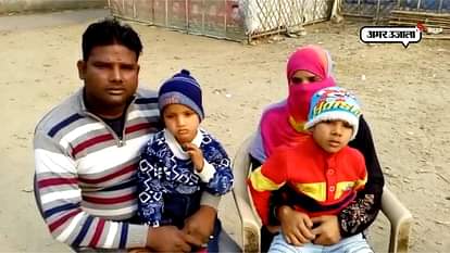 LUCKNOW SCHOOL MAKES TWO STUDENTS FOR NOT DEPOSITING FEE