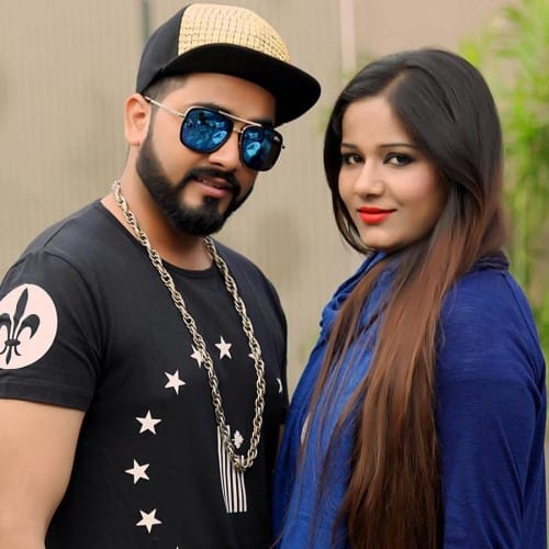 Bigg Boss 11:  Mehjabi is looking fair and gorgeous with her husband in this pics