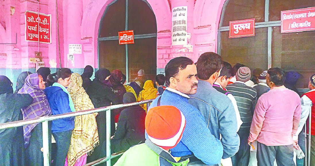 mareejo ki kataar , opd 4000 ke paar