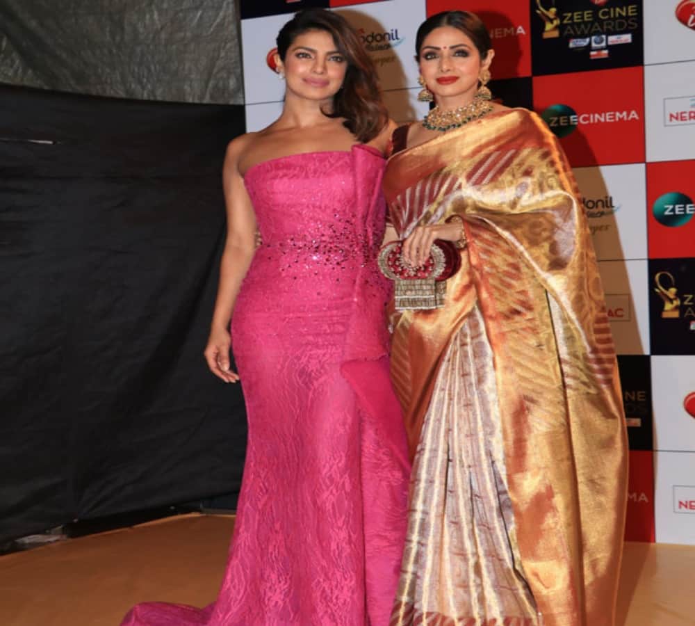 Priyanka Chopra charged ten crore for ten Minute Performance in Zee Cine Awards 2018