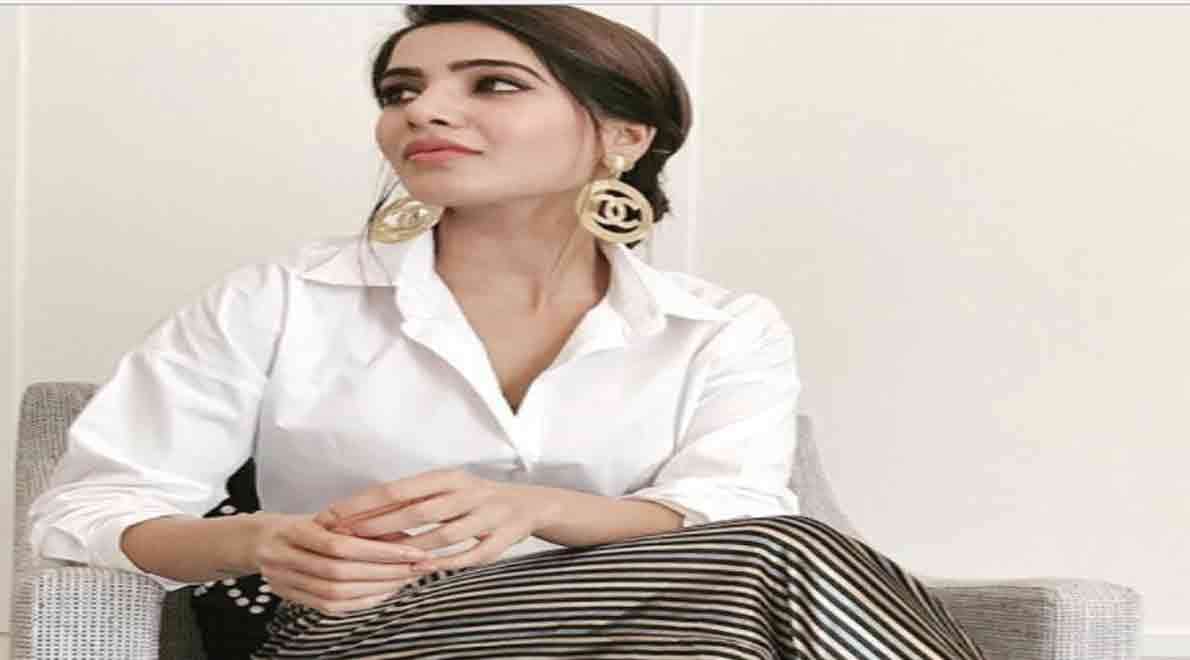 nagarjuna daughter in law samantha wear 3400 rs dress at an event 