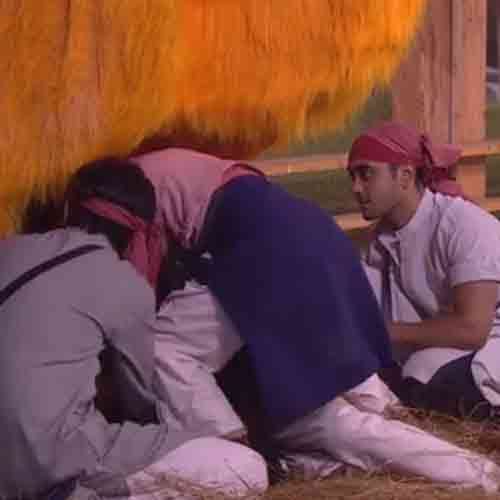 BIGG BOSS 11 HINA KHAN TAKE WRONG STEPS AGAINST ARSHI 