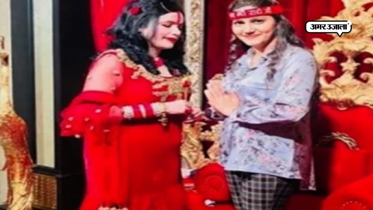 Sapna Chaudhary New Photo With Radhe Maa Goes Viral