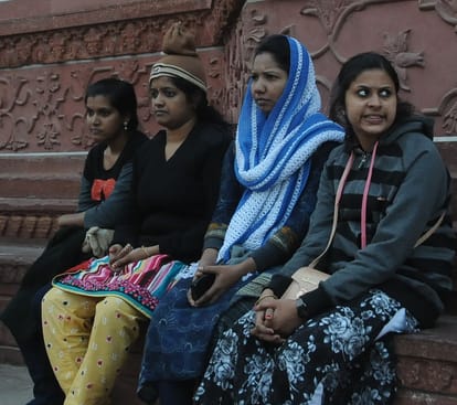 weather in agra during december