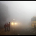 dense fog in delhi 20 flight and 62 train are runing delayed 
