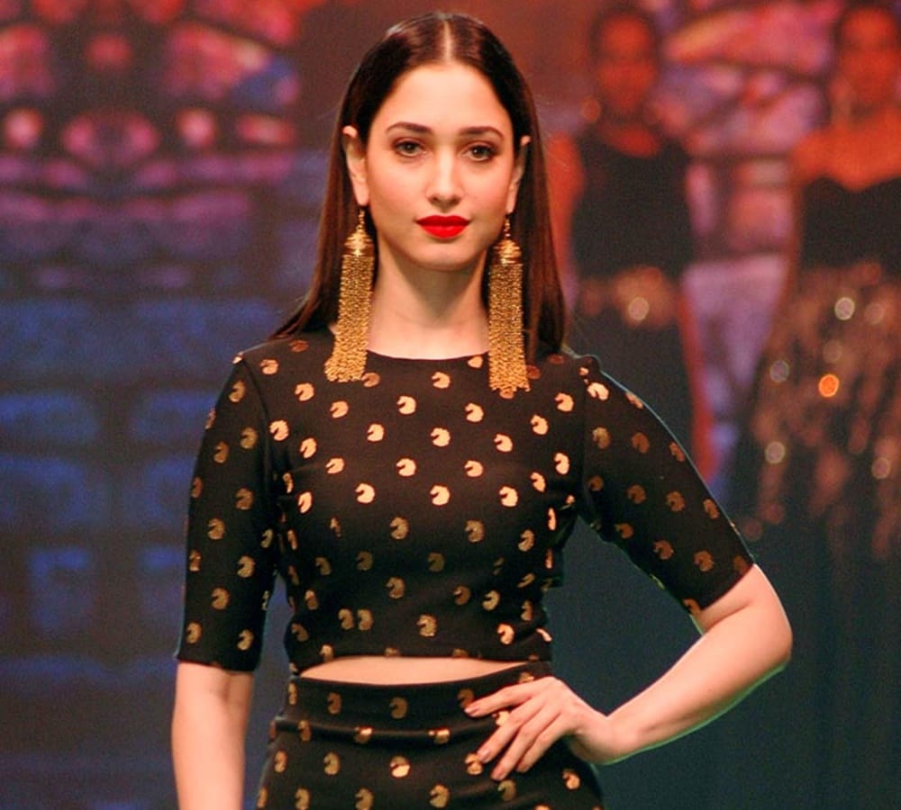 This is the truth of Tamannaah Bhatia picture buying jewelery for marriage