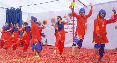 वार्षिकोत्सव में दिखी विभिन्न प्रांतों की झलक