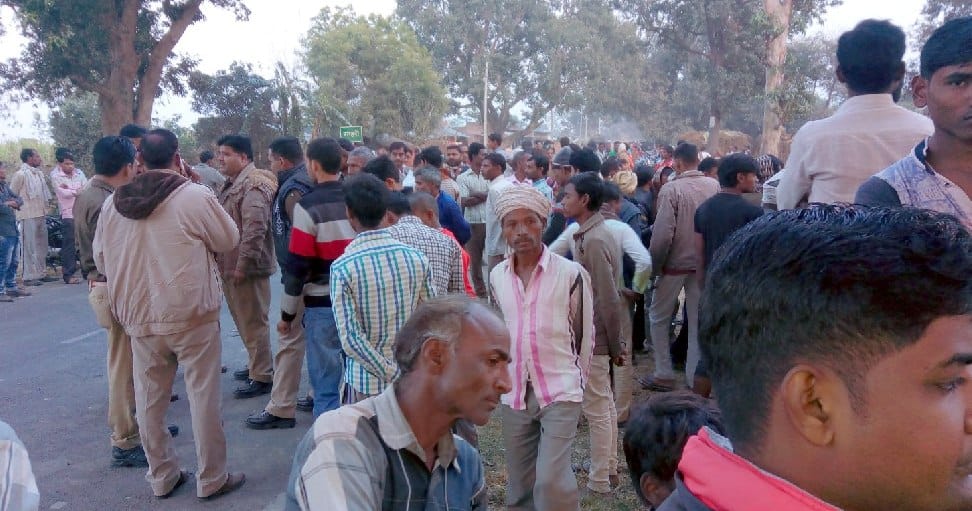 फर्राटा भर रही ट्रैक्टर-ट्राली ने मां-बेटी को रौंदा, मौत
