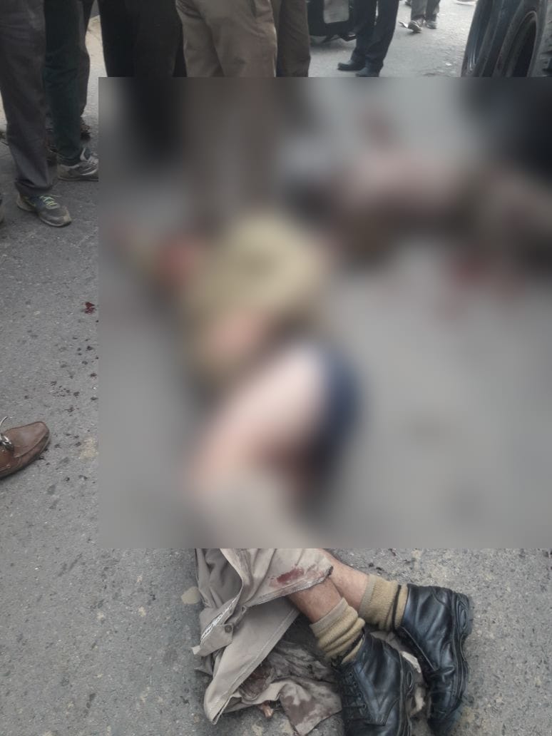 two constable injured after accident in agra