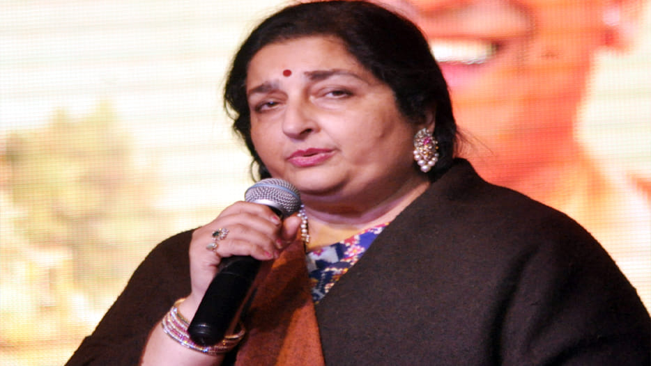 famous bollywood singer anuradha paudwal special interview, she perform gorakhpur mahotsav