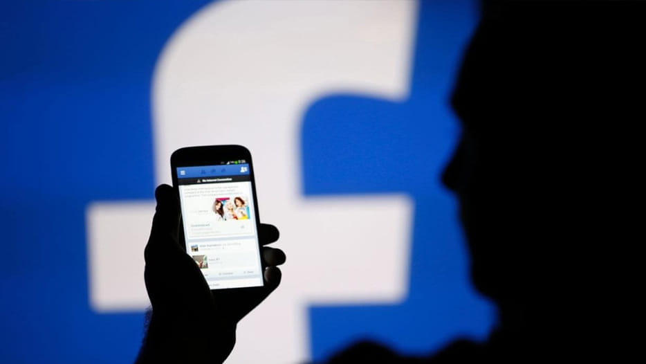 boy post dirty photos of kanpur girl on facebook