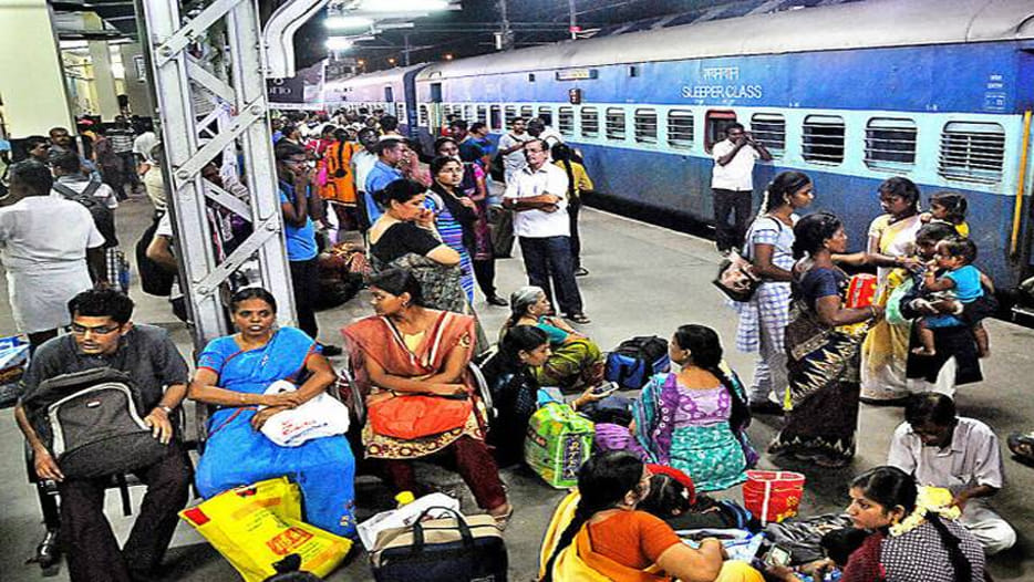 dibrugarh rajdhani express one day late
