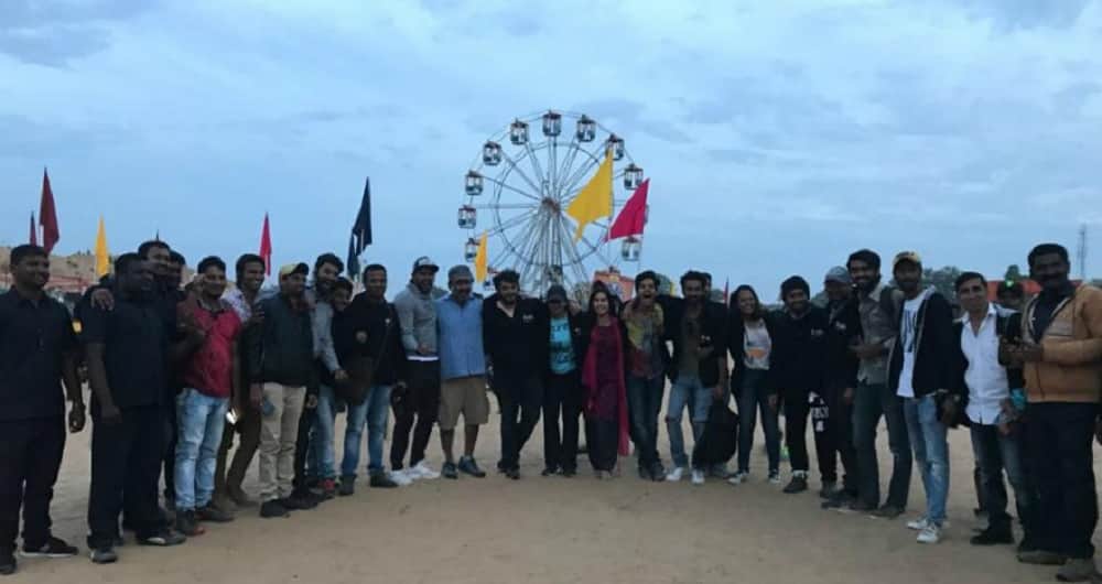 Ishaan Khattar and Janhvi Kapoor wrap up their first shooting schedule of Dhadak 