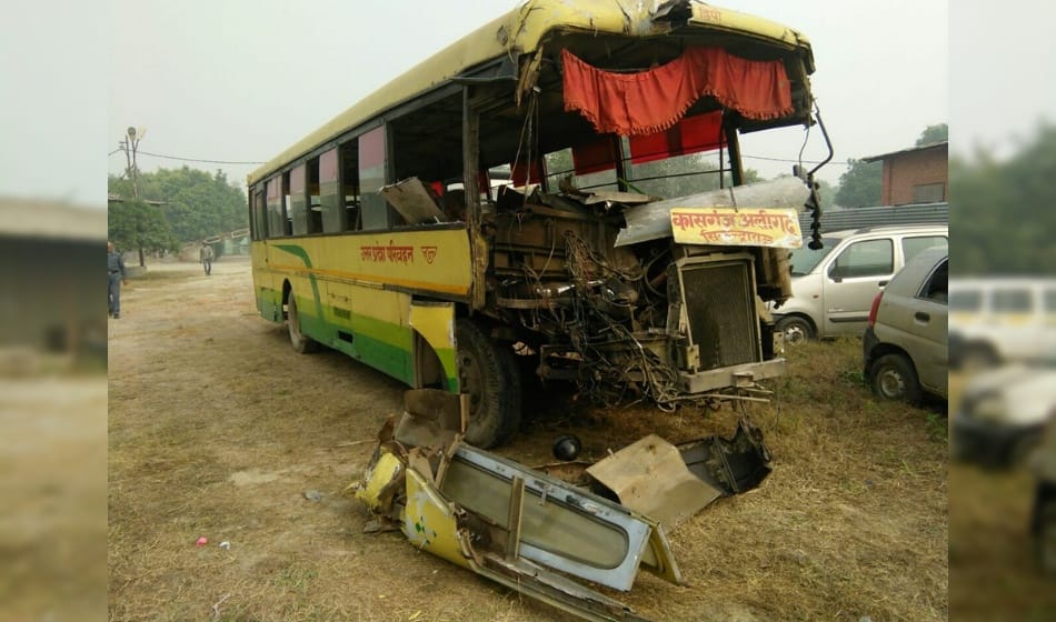 many vehicles collides on yamuna expressway as fog, one australian citizen died in fatal accident