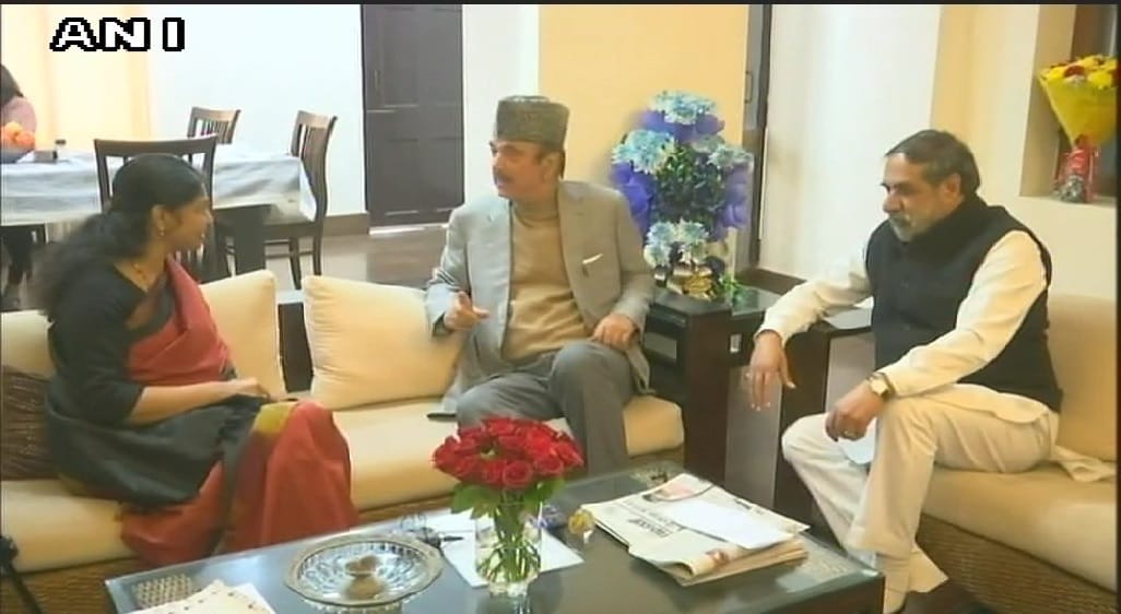 Congress leaders Ghulam Nabi Azad and Anand Sharma met Kanimozhi after her acquittal in 2G Scam