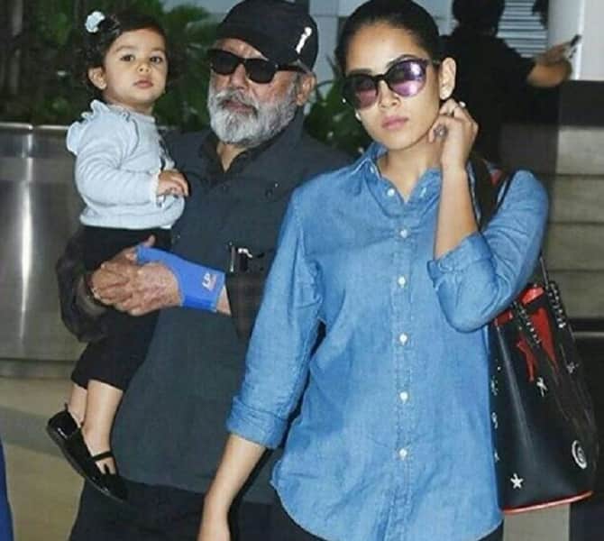 Baby Misha looks alike her mommy Mira Rajput in the viral picture 
