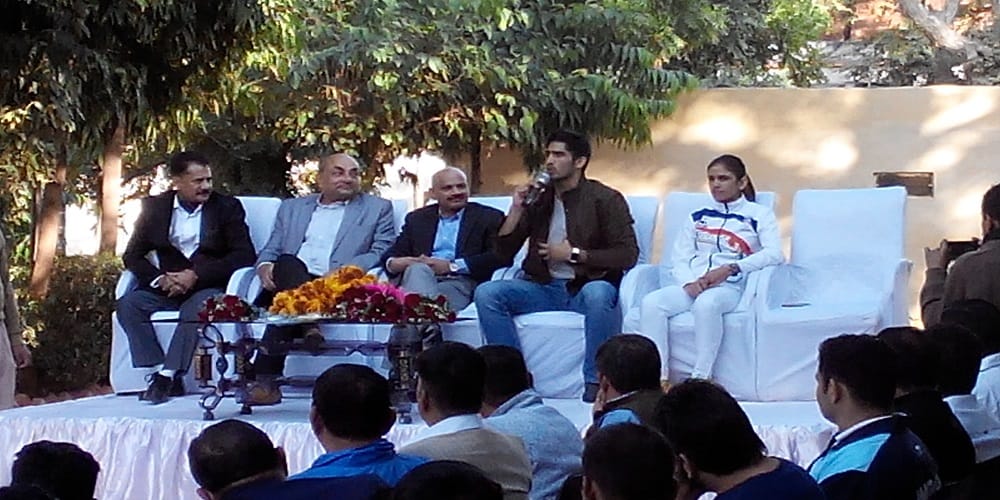 Boxer Vijender Singh shared his experience between rajasthan police jawan