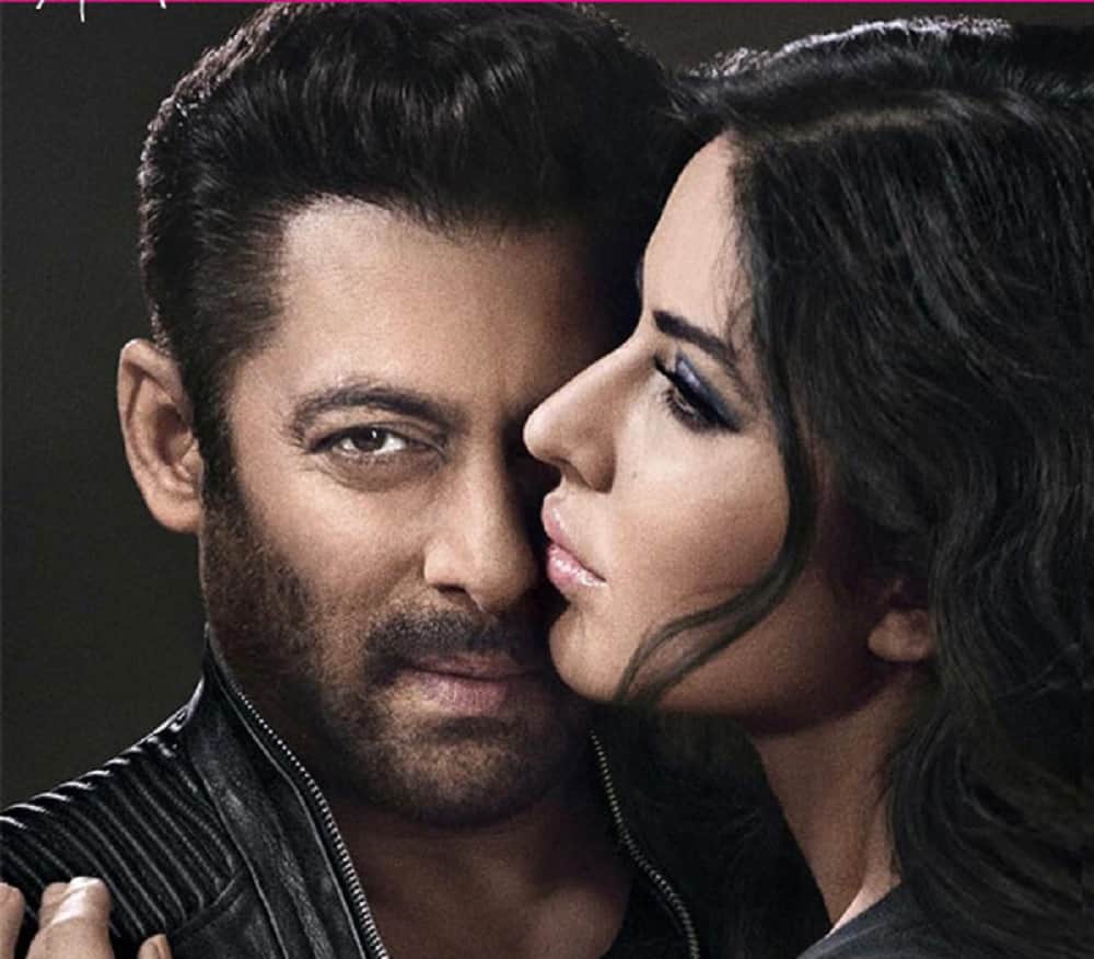 Tiger zinda hai stars salman khan and katrina kaif wished their fans in advance happy new year