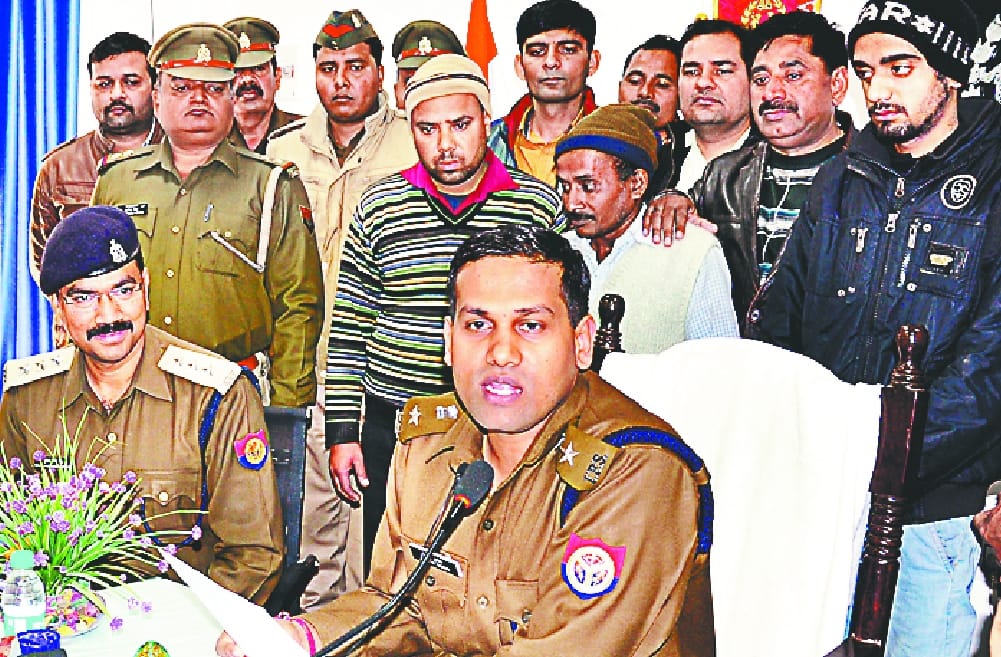 rs 50 lakh demanded extortion from Jeweler