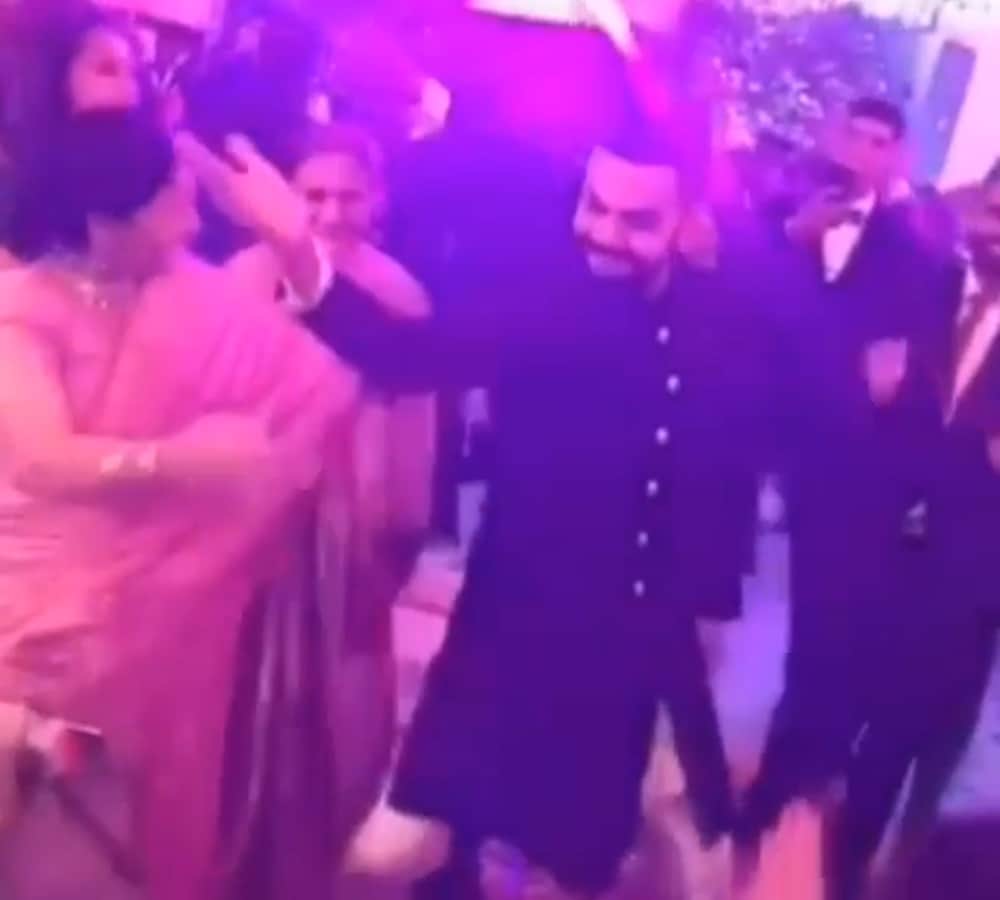 Anushka Sharma Trolled For her Dance With Note in reception