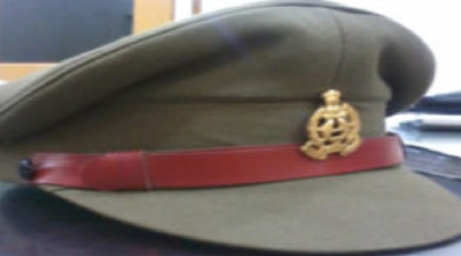 Being an inspector in UP police, 20 thousand for the examination