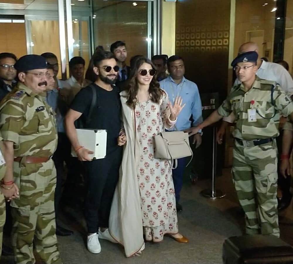 Anushka Sharma and Virat Kohli spotted at mumbai airport