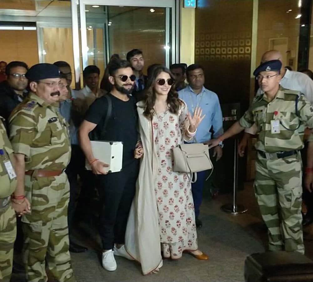 Anushka Sharma and Virat Kohli spotted at mumbai airport