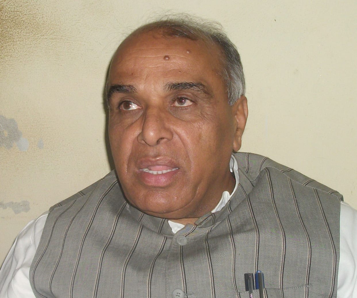 one month jail of mp jagdambikapal 