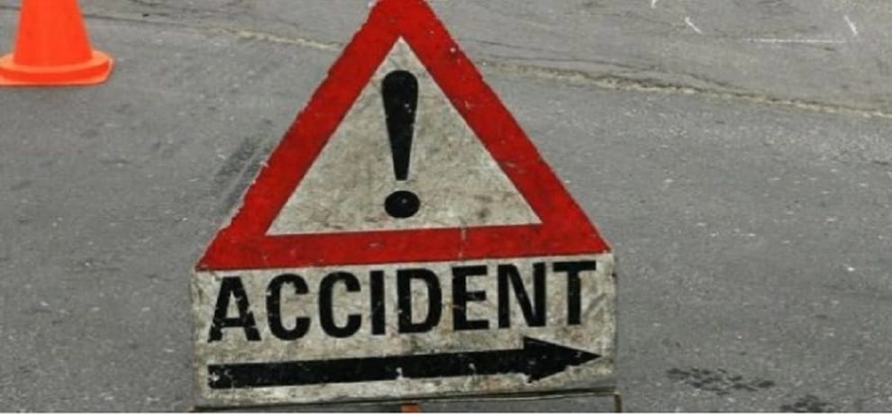 एंबुलेंस ने बाइक सवार जीजा और साले को रौंदा, मौत