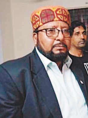 'Red' family farewell to Shuats