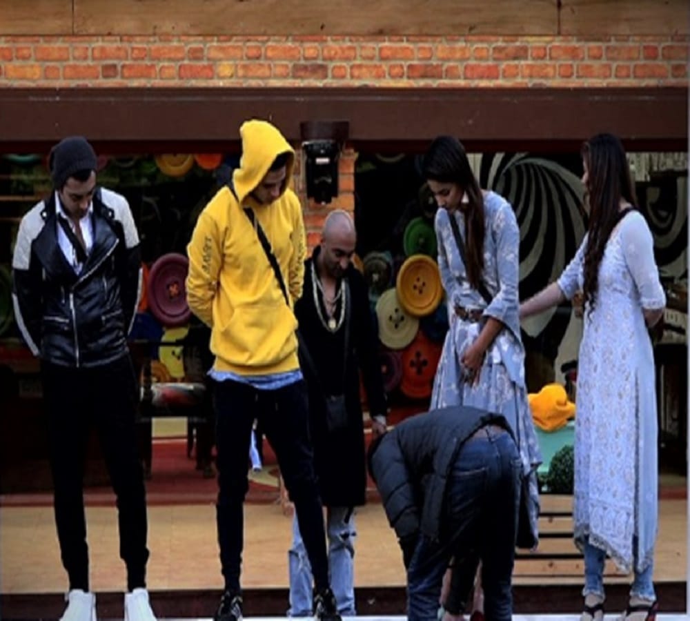 bigg boss threatened to all contestants of the house