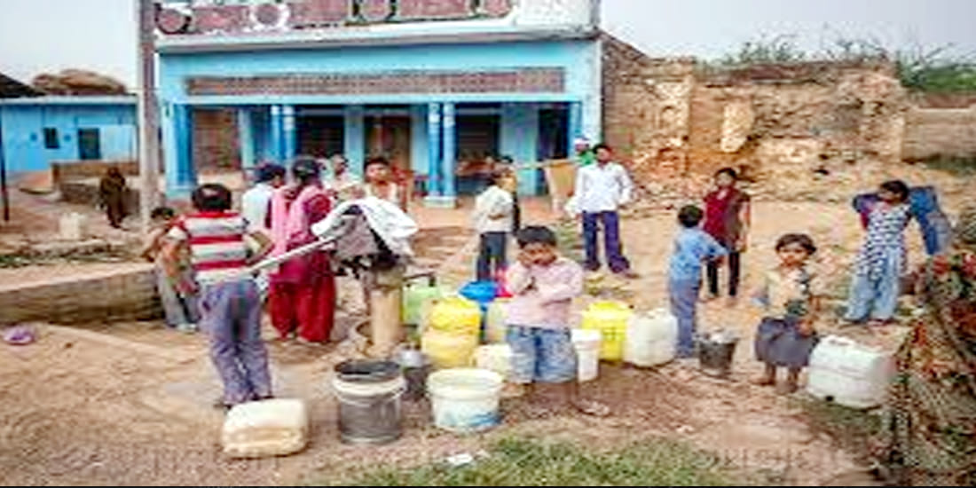 public hand pump dispute at banda