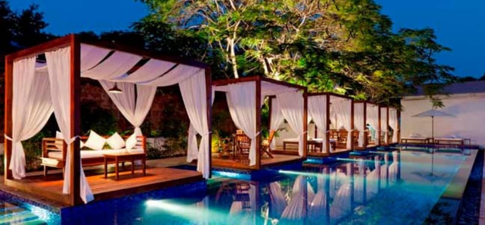 check out famous destinations for celebrating new year