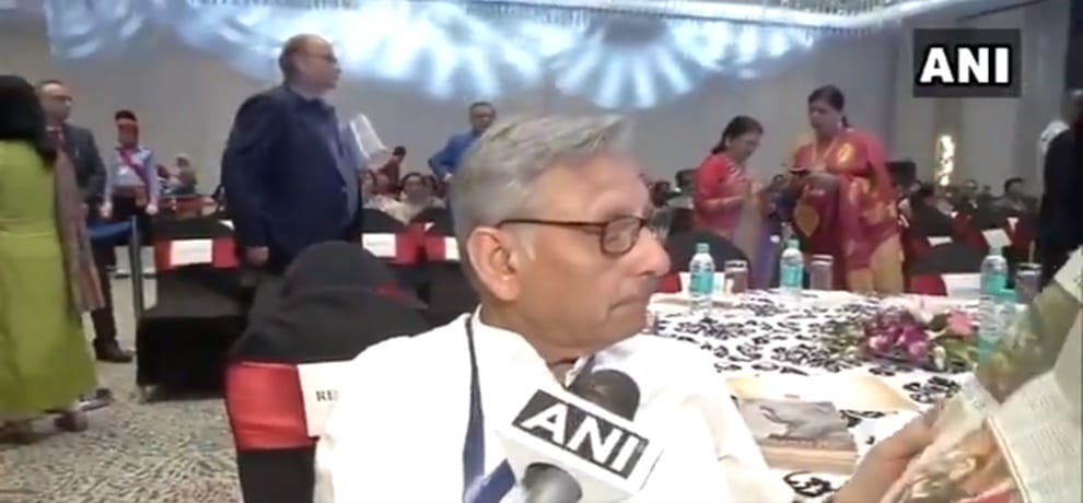 manishankar aiyar refuse to talk on gujarat polls result issue