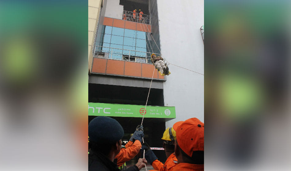 mock drill of earthquake in gurugram 