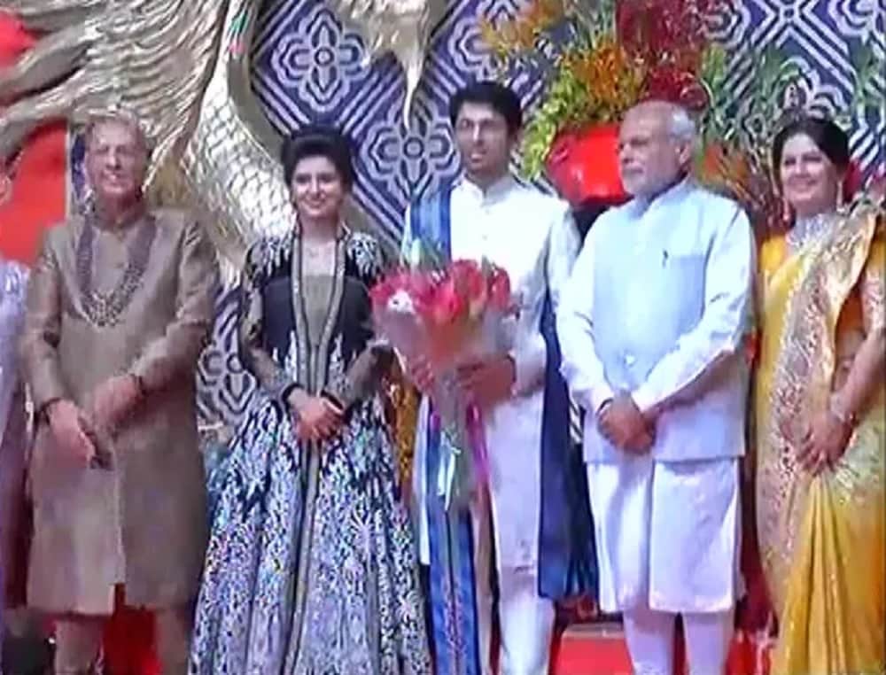 PM Modi Not only in the marriage of Virat-Anushka guest, he has also joined of these stars wedding
