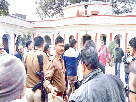 over land dispute two group rattled, firing