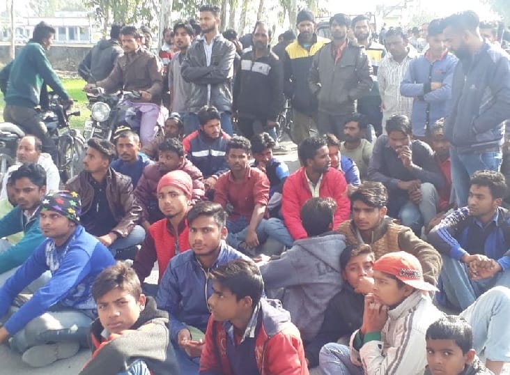 सड़क दुर्घटना में दो की मौत
